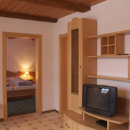 Lenzerhof Villa Lappago Room photo